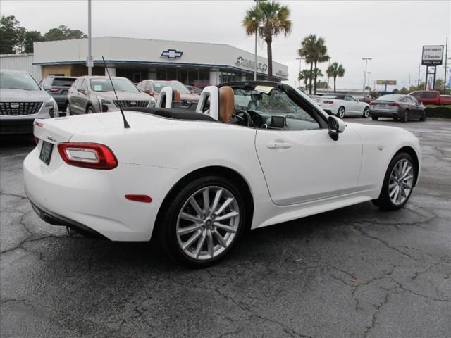 2017 FIAT 124 Spider Lusso