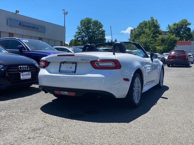 2017 FIAT 124 Spider Classica