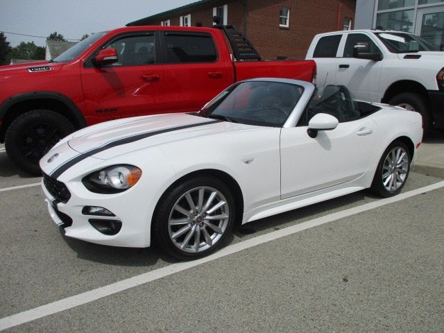 2017 FIAT 124 Spider Lusso