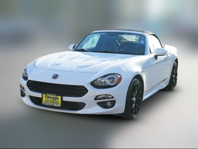 2017 FIAT 124 Spider Lusso