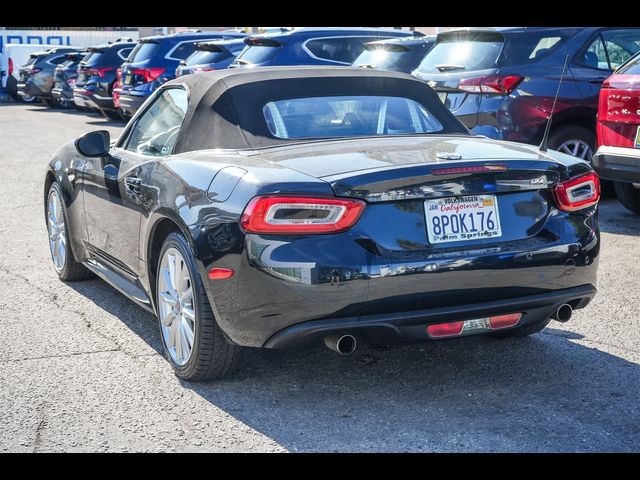 2017 FIAT 124 Spider Lusso