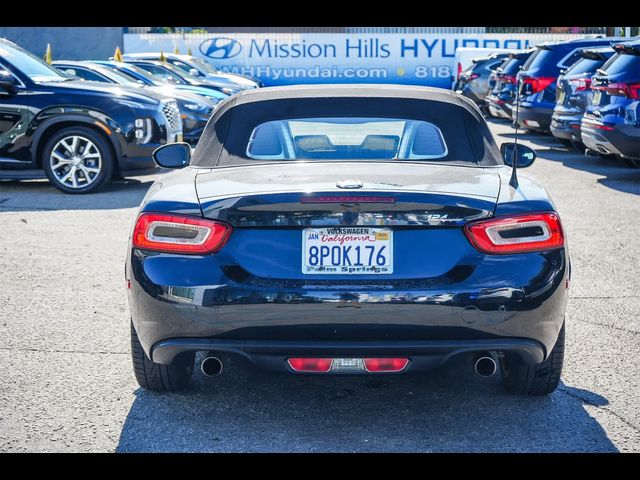 2017 FIAT 124 Spider Lusso