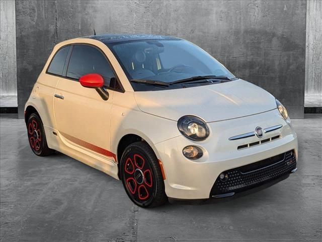 2017 FIAT 500e Base