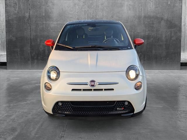 2017 FIAT 500e Base