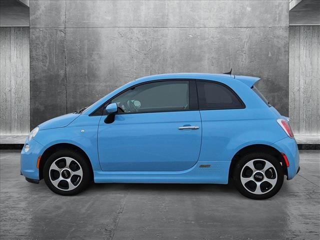 2017 FIAT 500e Base