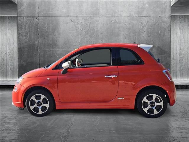 2017 FIAT 500e Base