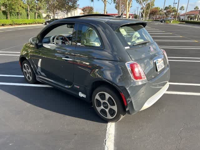 2017 FIAT 500e Base