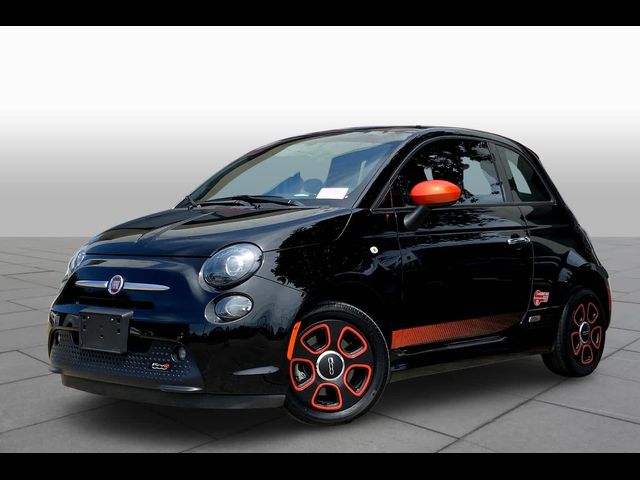 2017 FIAT 500e Base