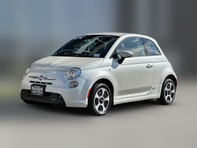 2017 FIAT 500e Base