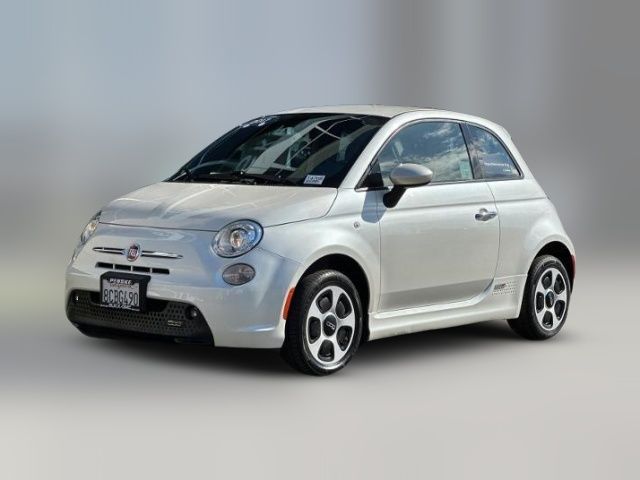 2017 FIAT 500e Base