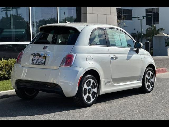 2017 FIAT 500e Base