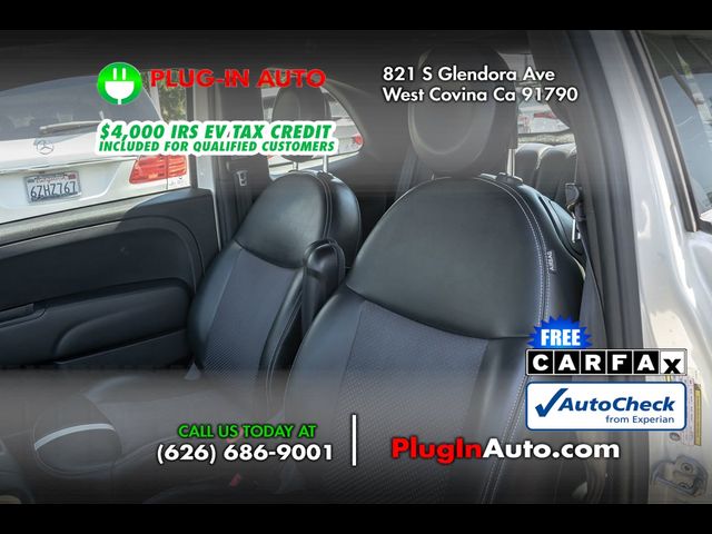 2017 FIAT 500e Base