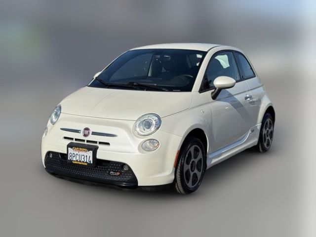 2017 FIAT 500e Base