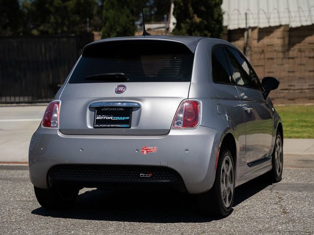 2017 FIAT 500e Base