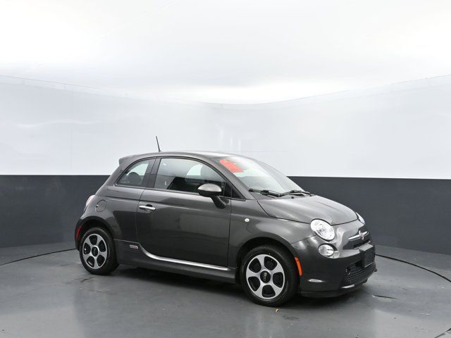 2017 FIAT 500e Base