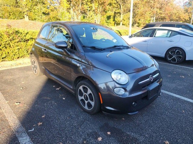 2017 FIAT 500e Base