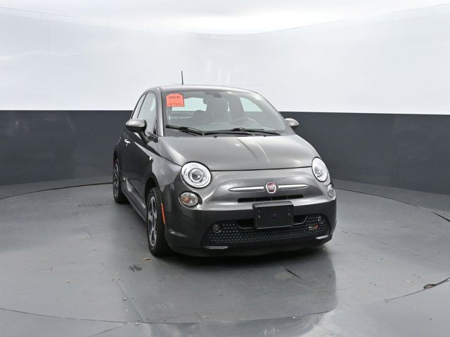 2017 FIAT 500e Base