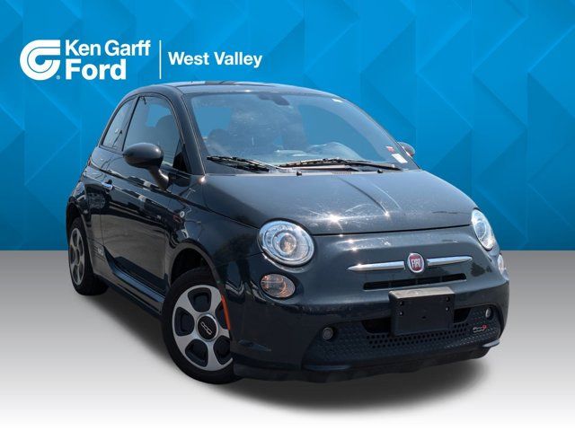 2017 FIAT 500e Base