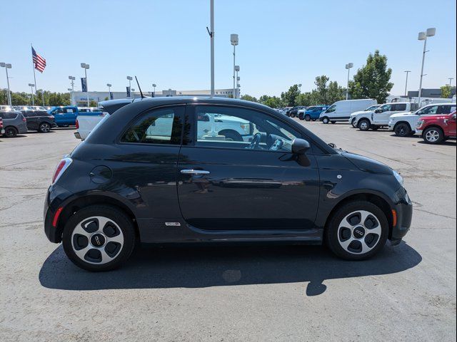 2017 FIAT 500e Base