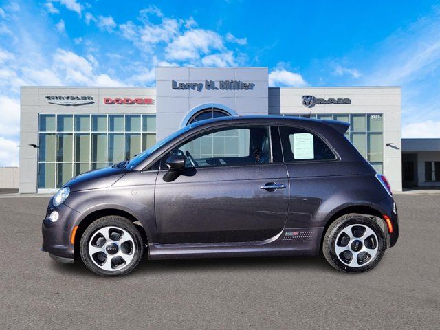 2017 FIAT 500e Base