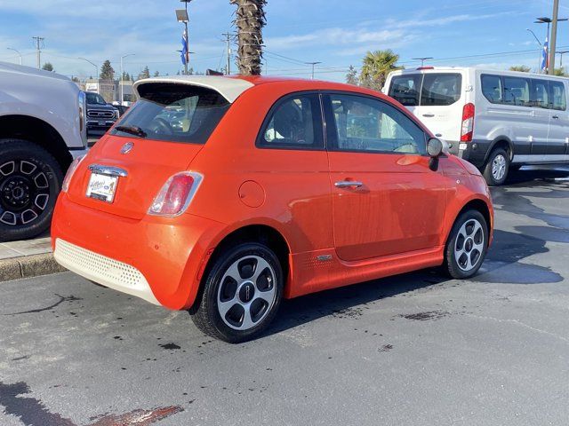 2017 FIAT 500e Base