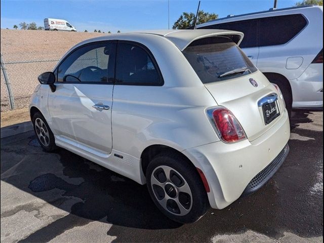 2017 FIAT 500e Base