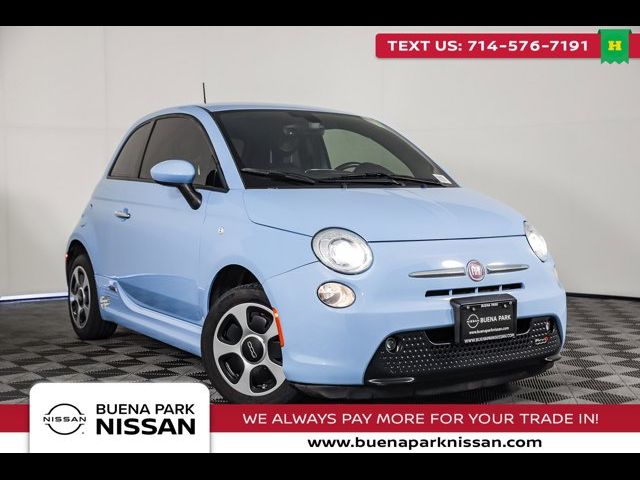 2017 FIAT 500e Base