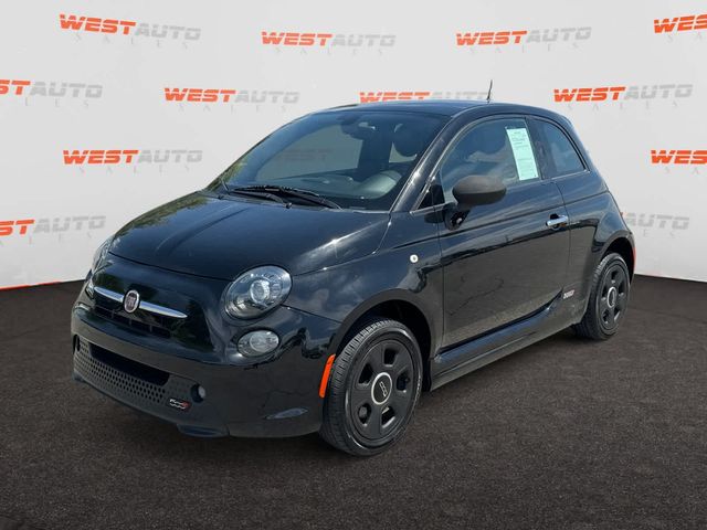 2017 FIAT 500e Base