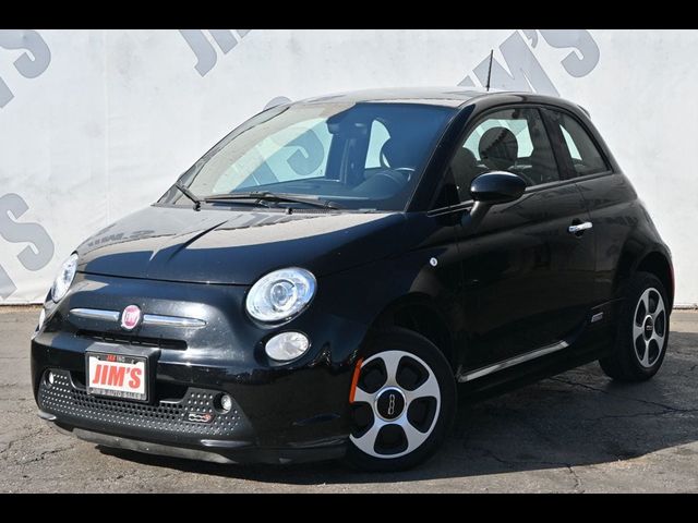 2017 FIAT 500e Base