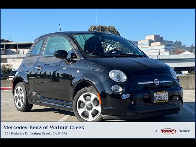 2017 FIAT 500e Base