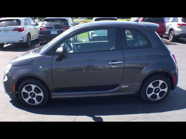 2017 FIAT 500e Base