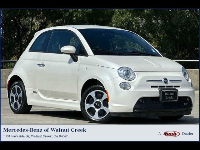 2017 FIAT 500e Base