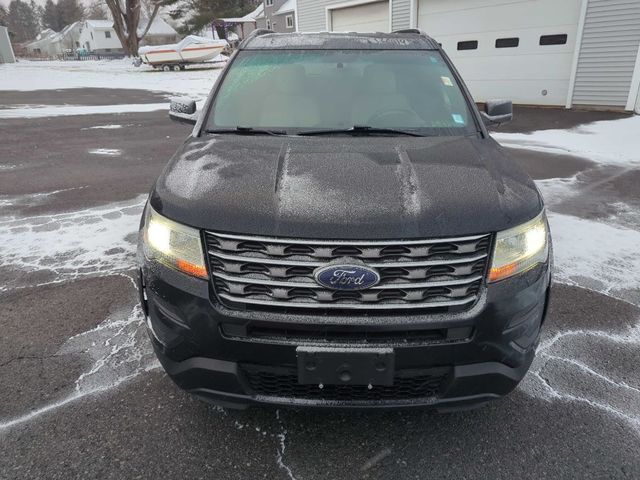 2017 Ford Explorer Base