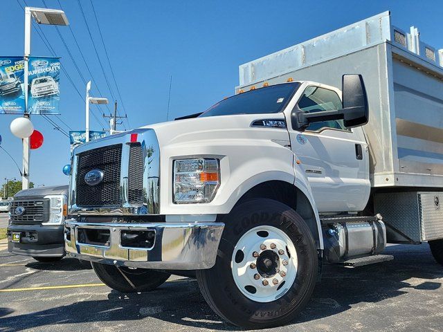 2017 Ford F-650 Straight Frame