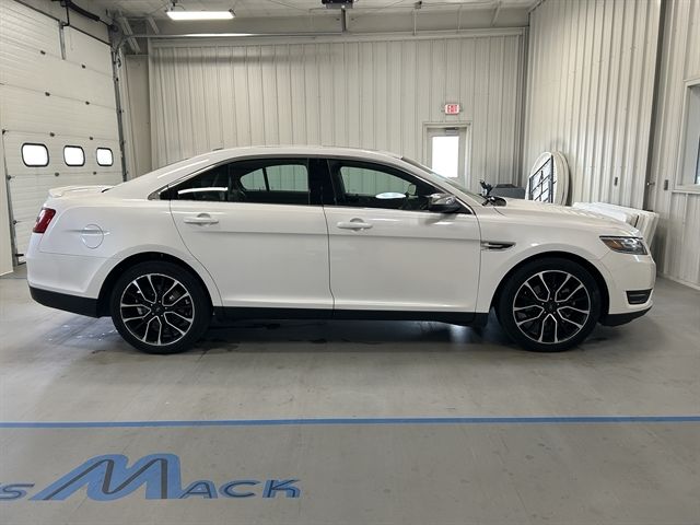 2017 Ford Taurus Limited