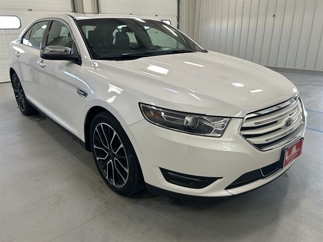 2017 Ford Taurus Limited