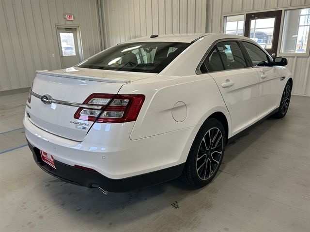 2017 Ford Taurus Limited