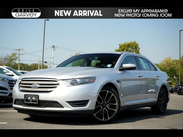 2017 Ford Taurus SEL