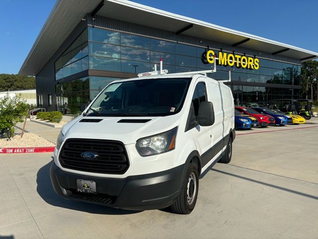 2017 Ford Transit Base