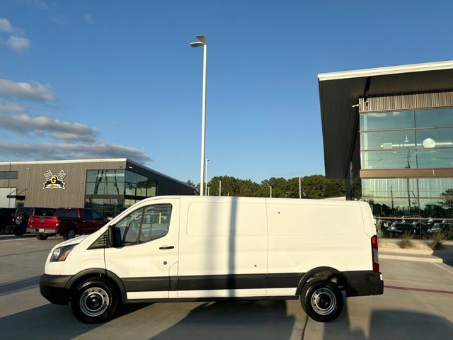 2017 Ford Transit Base