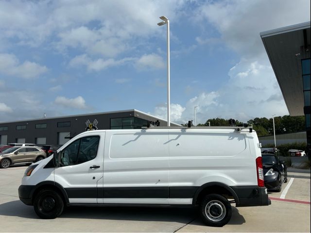 2017 Ford Transit Base