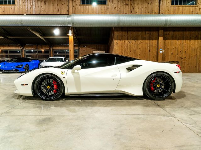 2017 Ferrari 488 GTB Base