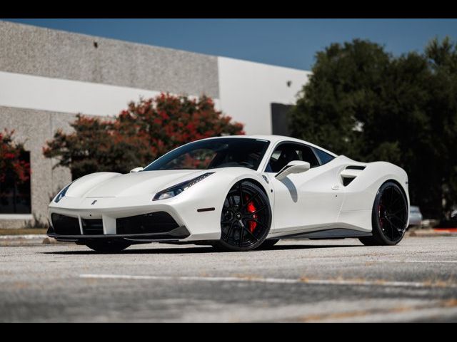 2017 Ferrari 488 GTB Base