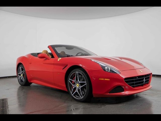 2017 Ferrari California T Base