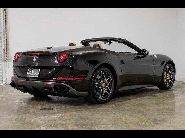 2017 Ferrari California T Base