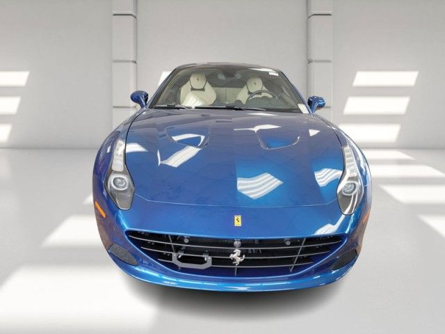 2017 Ferrari California T Base