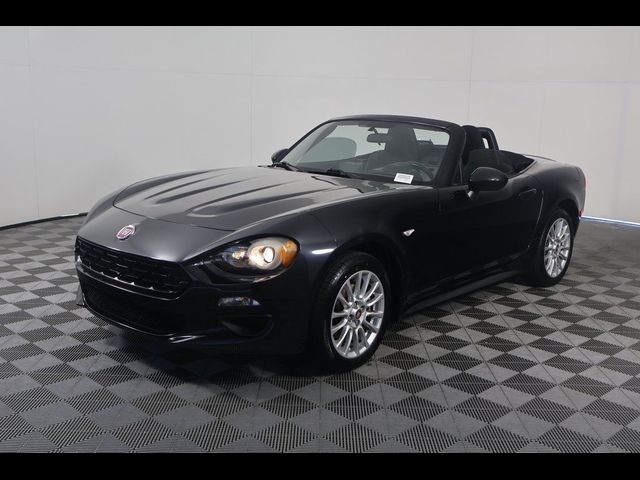 2017 FIAT 124 Spider Classica
