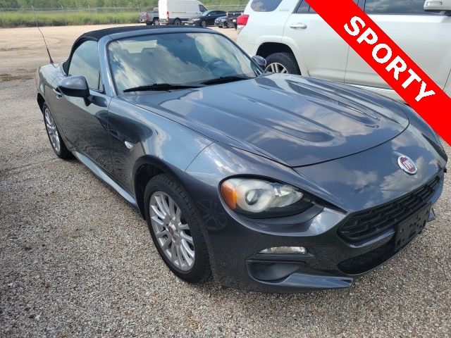 2017 FIAT 124 Spider Classica