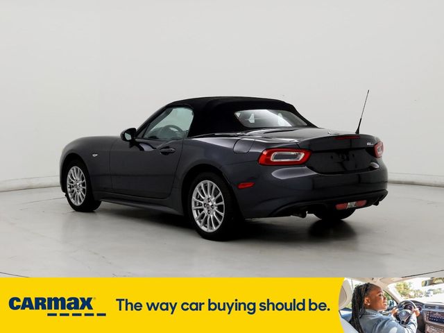 2017 FIAT 124 Spider Classica