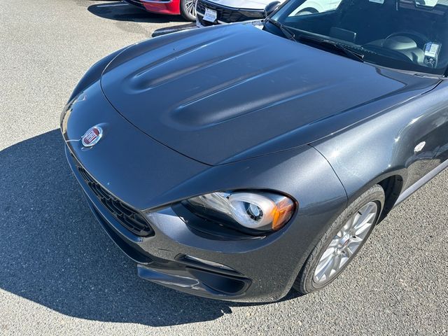 2017 FIAT 124 Spider Classica